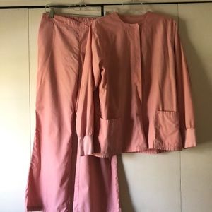 Butter soft scrub set size small